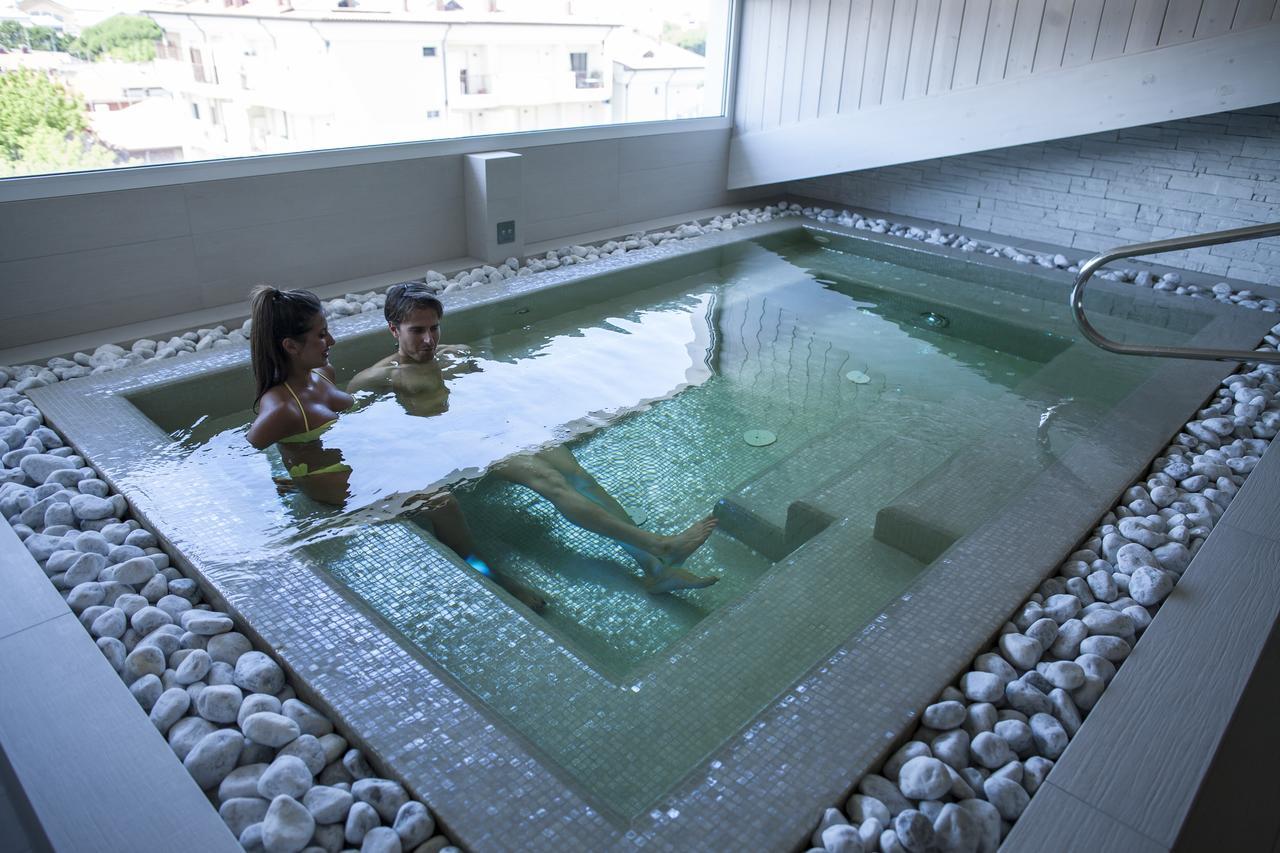 Hotel Aquila Azzurra ريميني المظهر الخارجي الصورة