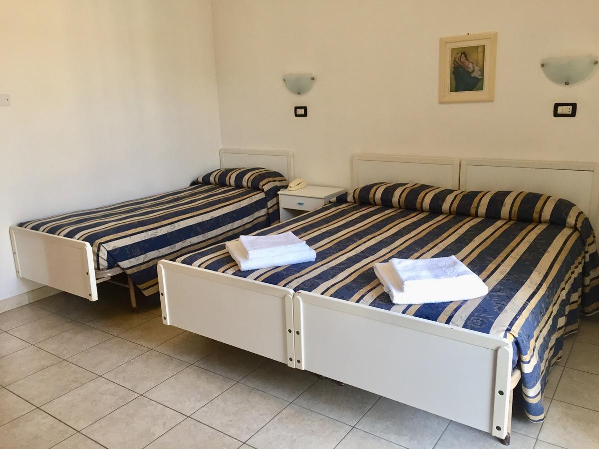 Hotel Aquila Azzurra ريميني المظهر الخارجي الصورة