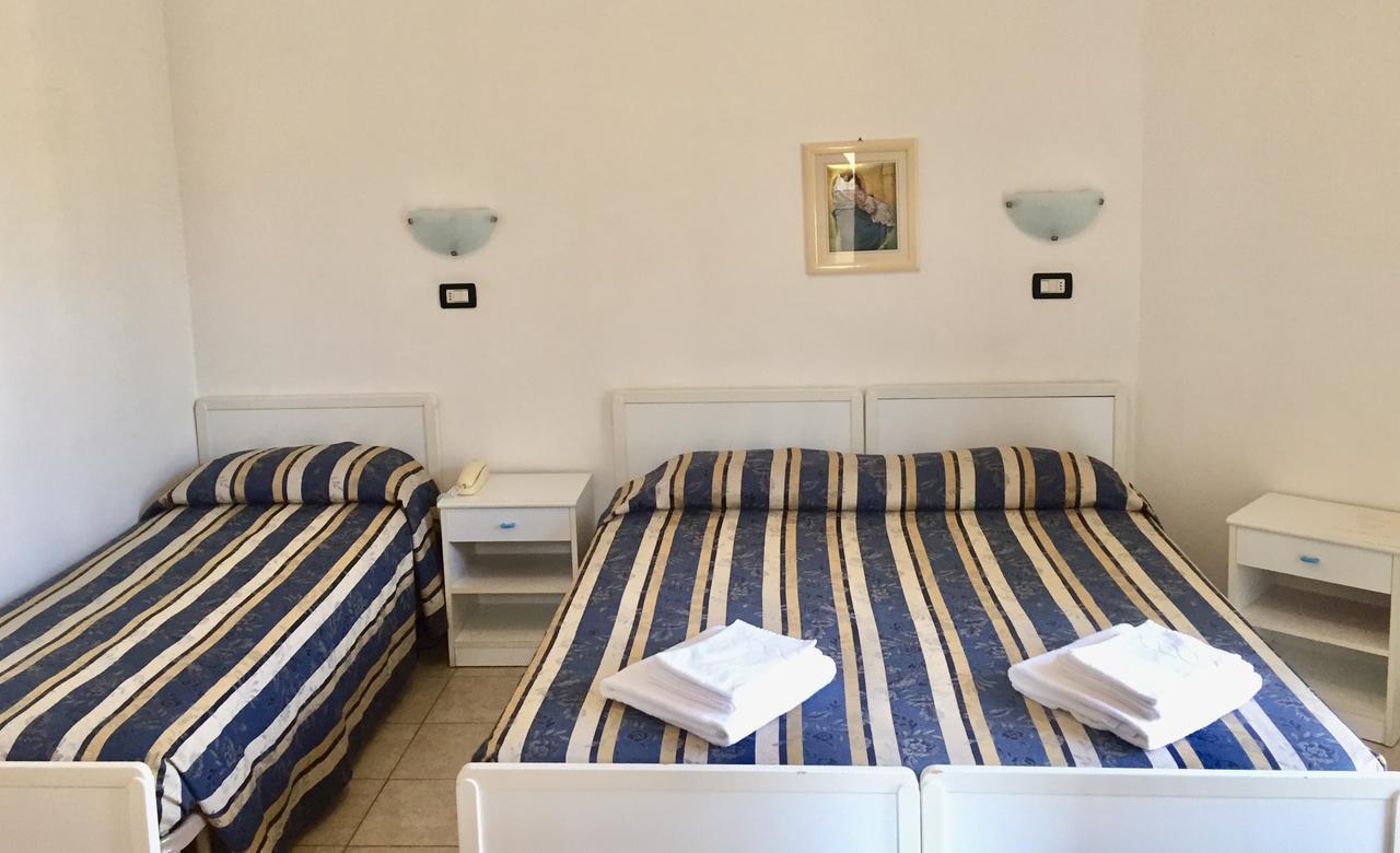 Hotel Aquila Azzurra ريميني المظهر الخارجي الصورة