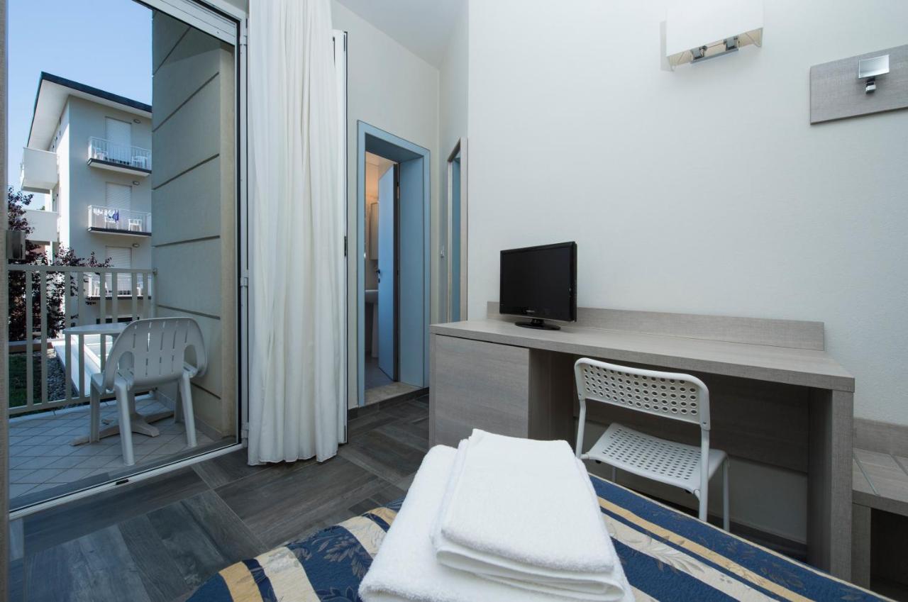 Hotel Aquila Azzurra ريميني المظهر الخارجي الصورة